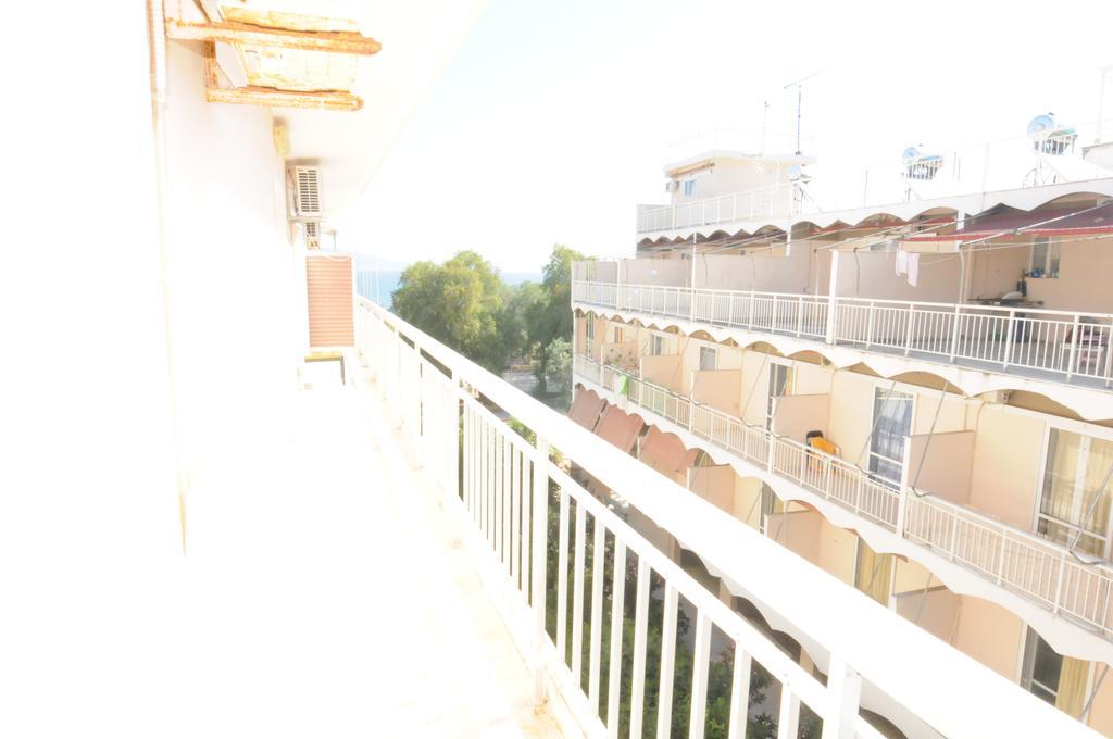Kinetta Apartments Agioi Apostoloi  المظهر الخارجي الصورة