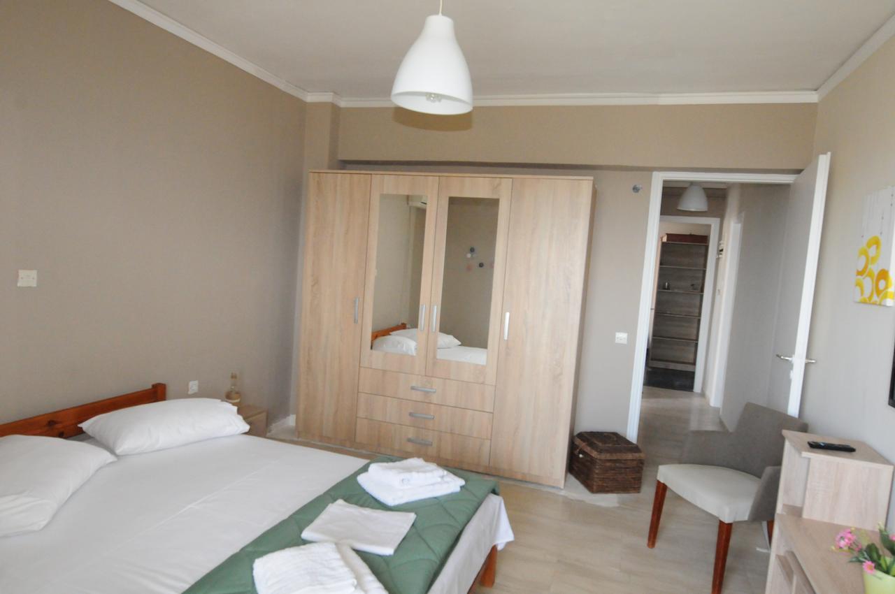 Kinetta Apartments Agioi Apostoloi  المظهر الخارجي الصورة