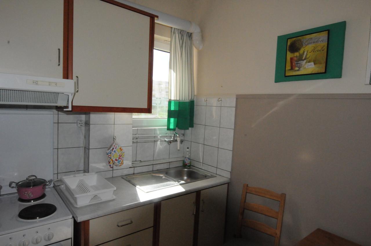 Kinetta Apartments Agioi Apostoloi  المظهر الخارجي الصورة